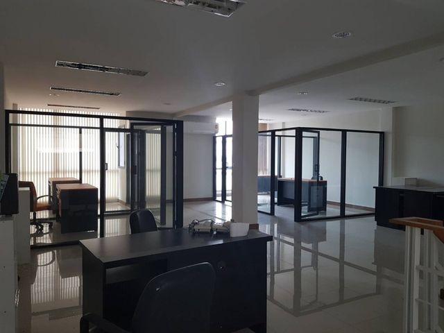 ٻҾ HR 2604 Ϳ 4 2 ç BIZ ͹ت Ѳҡ зӹѡҹ 