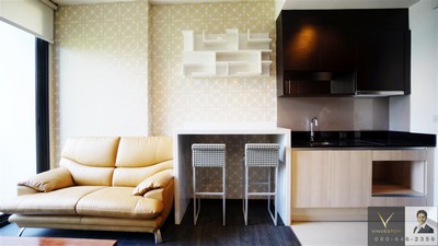ٻҾ For Rent, EDGE SUKHUMVIT 23 Condominium, 1 Bed 34 SQM, luxurious decorated, kind size bed fully furnished, best price in Asok