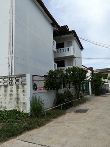 ٻҾ ´ǹ Apartment 3  2 ֡ ѷ˹  Makro Ѩغѹ Ҥͧ 3000 ҷ͹ Pattaya