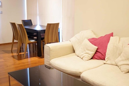 ٻҾ For Rent Quattro Thonglor (BTS Thonglor ) 4 2 Bedroom 2 Bahtroom . 86.81sq.m., 5th Plus floor