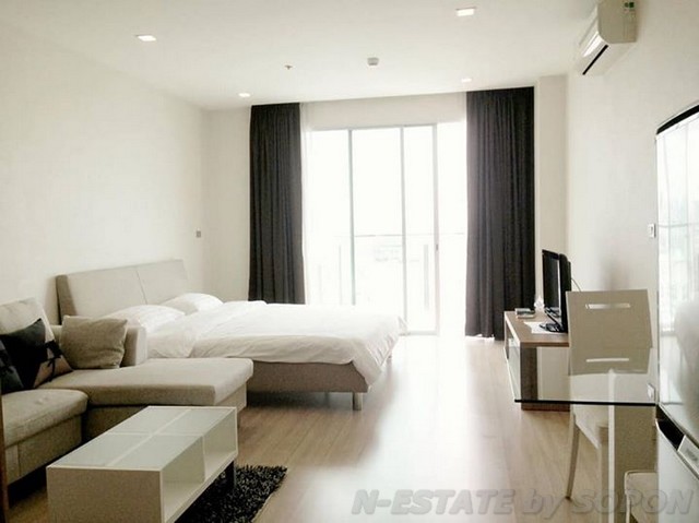 ٻҾ Condo For rent Skywalk condo Studio type size 40 sq.m 37th high floor with Fantastic view 24K THB/M