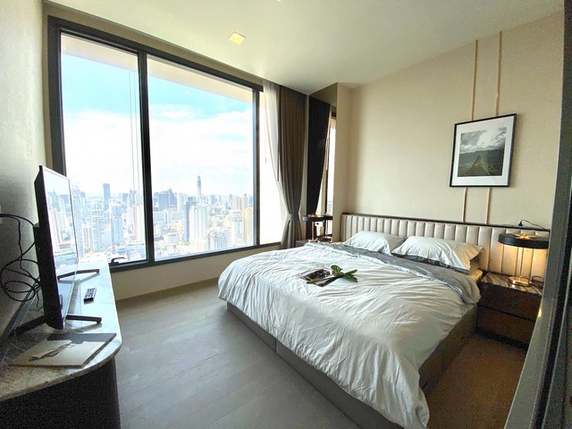 ٻҾ Condo for rent at THE ESSE ASOKE, 37th floor, clear view, king size bed, fully furnished