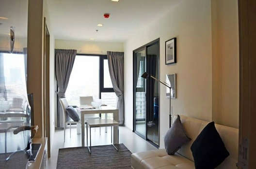 ٻҾ Condo for Rent at Rhythm Sukhumvit 36-38 (BTS Thoglo) - Size 41.5 sq.m. 10th floor (1 Bedroom, 1 Bathroom)