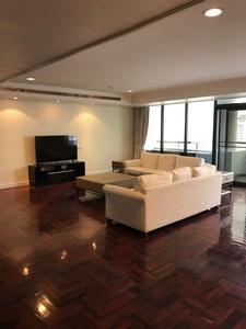 ٻҾ For Rent Kallista Mansion MRT Phetchaburi 315 sq.m. 3BR 70,000 THB Very roomy high level 